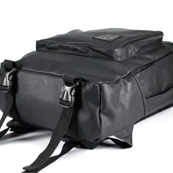 Renmenbo BackpackBlack Leather